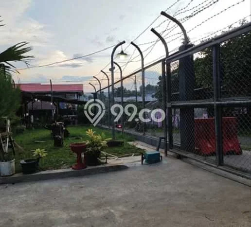 Rumah Nyaman di Jayapura Utara, Jayapura, Luas 437m² LB 149m² Rumah Nyaman di Jayapura Utara, Jayapura, Luas 437m² LB 149m²