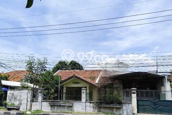 Dijual Rumah Siap Huni di Sukolilo Surabaya Harga Rp 26 Juta LT 860m2 Dijual Rumah Siap Huni di Sukolilo Surabaya Harga Rp 26 Juta LT 860m2