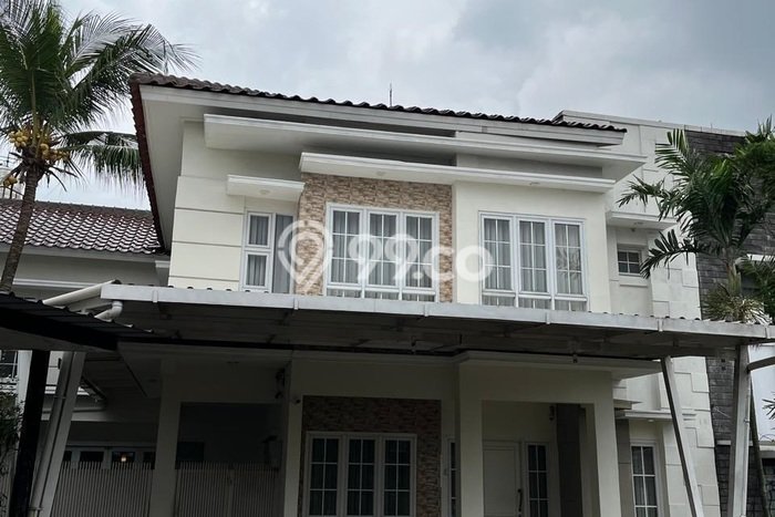 Rumah Mewah LB 200m2 Siap Pakai Desain Elegan di Raffles Hills, Jakarta Timur Rumah Mewah LB 200m2 Siap Pakai Desain Elegan di Raffles Hills, Jakarta Timur