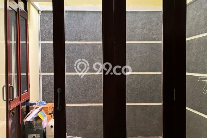 Hunian Elit LB 180m2 Siap Huni Desain Elegan di Cibubur, Jakarta Timur Hunian Elit LB 180m2 Siap Huni Desain Elegan di Cibubur, Jakarta Timur