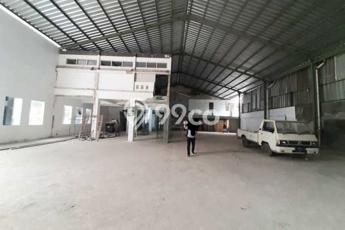Gudang Disewa di Bandung dengan LB 700m2 Area Komersial Ramai Gudang Disewa di Bandung dengan LB 700m2 Area Komersial Ramai