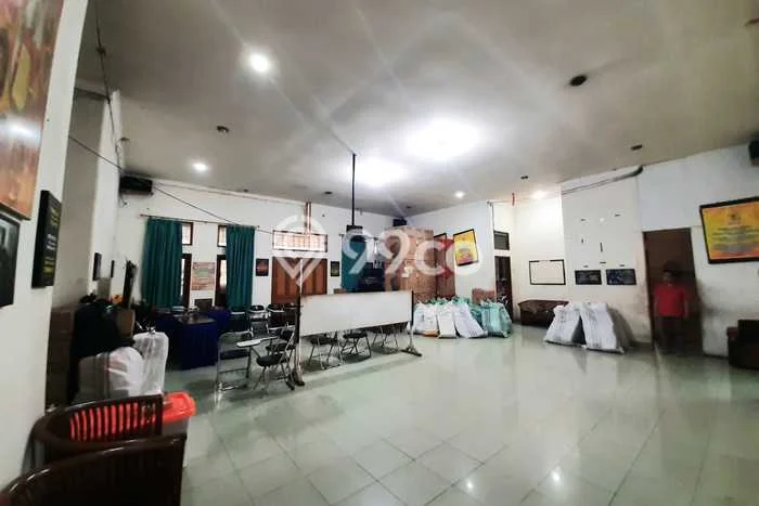 Unit Komersial Disewakan di Pasir Koja di Area Ramai & Strategis Unit Komersial Disewakan di Pasir Koja di Area Ramai & Strategis