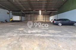 Unit Gudang Tersedia di Sudirman Spesifikasi LB 1100m2 Unit Gudang Tersedia di Sudirman Spesifikasi LB 1100m2