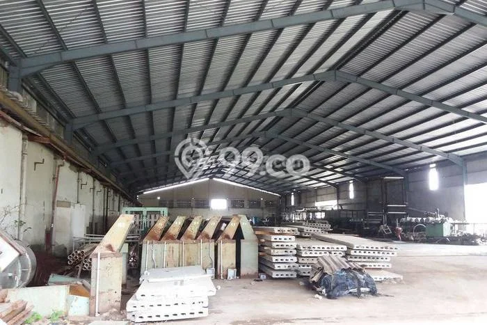Gudang untuk Disewa di Pusat Bandung Luas Bangunan 2000m2 Gudang untuk Disewa di Pusat Bandung Luas Bangunan 2000m2