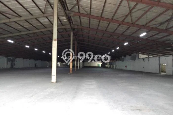 Unit Gudang Disewakan di Gede Bage di Area Ramai & Strategis Unit Gudang Disewakan di Gede Bage di Area Ramai & Strategis