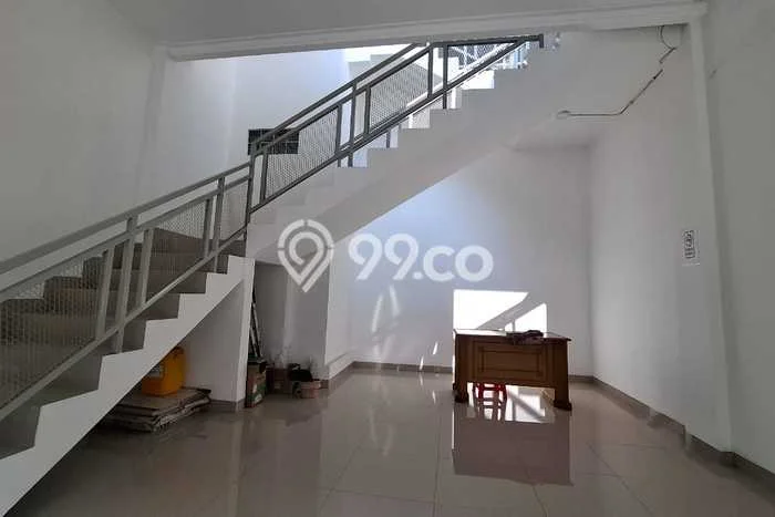 Gudang untuk disewa di Cimahi Utara punya LT 500m2 & LB 730m2 harga sewa kompetitif Gudang untuk disewa di Cimahi Utara punya LT 500m2 & LB 730m2 harga sewa kompetitif