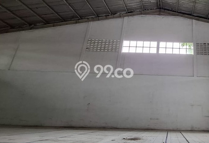 Disewakan Gudang di Kawasan Ramai Moch Toha Luas 3150m2 Disewakan Gudang di Kawasan Ramai Moch Toha Luas 3150m2