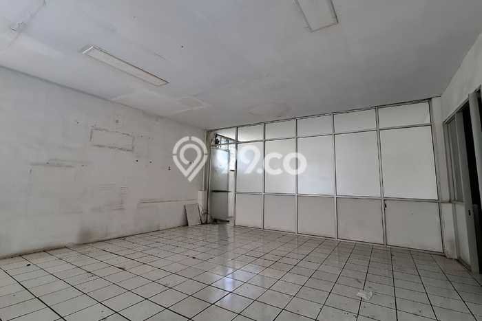 Gudang For Rent Kawasan Gede Bage, Luas 6000m², Lokasi Bisnis Gudang For Rent Kawasan Gede Bage, Luas 6000m², Lokasi Bisnis