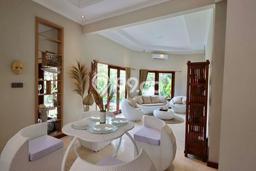 Rumah kawasan Tibubeneng, 3 KM, View Indah, LT 250m² Bangunan 250m² Rumah kawasan Tibubeneng, 3 KM, View Indah, LT 250m² Bangunan 250m²