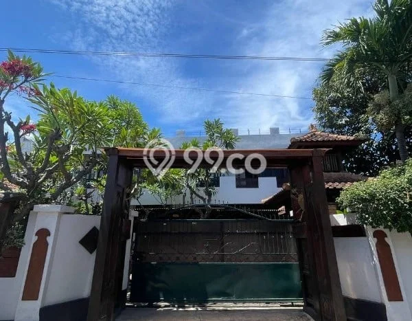 For Sale! Luxury House LT 500m2 Desain Modern di Baktiseraga For Sale! Luxury House LT 500m2 Desain Modern di Baktiseraga