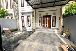 Rumah Sewa Denpasar LT 125m2 LB 135m2 Area Renon Rumah Sewa Denpasar LT 125m2 LB 135m2 Area Renon
