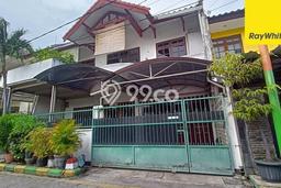 Rumah LT 160m2m² Dekat Sekolah di Gubeng, Surabaya Rumah LT 160m2m² Dekat Sekolah di Gubeng, Surabaya