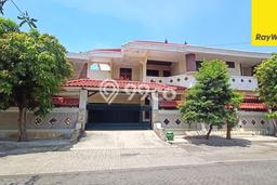 Dijual Rumah Premium dengan Fasilitas Sekitar Lengkap di Jambangan, Surabaya Dijual Rumah Premium dengan Fasilitas Sekitar Lengkap di Jambangan, Surabaya