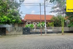 Disewakan Rumah Konsep Minimalis di Wonokromo Surabaya dengan 4 Kamar Disewakan Rumah Konsep Minimalis di Wonokromo Surabaya dengan 4 Kamar