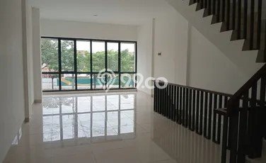 AREA KOMERSIAL! Ruko Kawasan BSD City, Luas 133m², Jalan Utama AREA KOMERSIAL! Ruko Kawasan BSD City, Luas 133m², Jalan Utama