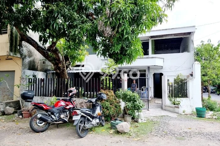 Rumah LT 186m2m² Lokasi Premium di Banjarsari, Dekat Fasilitas Umum, Surakarta Rumah LT 186m2m² Lokasi Premium di Banjarsari, Dekat Fasilitas Umum, Surakarta