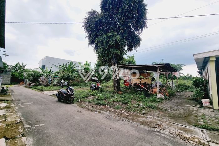 Tanah Dijual Lokasi Colomadu, Karanganyar dengan Luas Tanah 720m2 dan Status SHM Tanah Dijual Lokasi Colomadu, Karanganyar dengan Luas Tanah 720m2 dan Status SHM