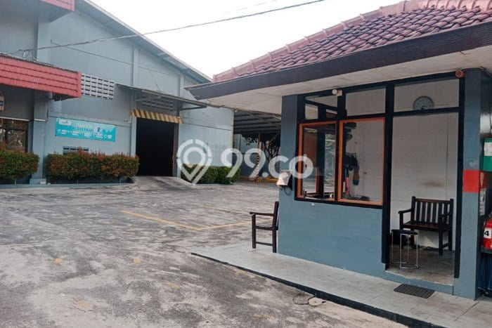 Area Ramai! Gudang Dijual di Gondangrejo untuk Bisnis Luas Bangunan 12494m2 Area Ramai! Gudang Dijual di Gondangrejo untuk Bisnis Luas Bangunan 12494m2
