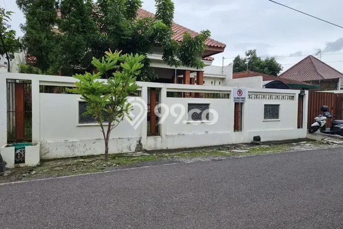 Hot Offer Hunian Mewah Ideal dan Luas di Laweyan, Surakarta Hot Offer Hunian Mewah Ideal dan Luas di Laweyan, Surakarta