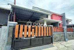 SPECIAL PRICE! Rumah Asri lokasi Colomadu, LT 100m² Bangunan 80m² SPECIAL PRICE! Rumah Asri lokasi Colomadu, LT 100m² Bangunan 80m²