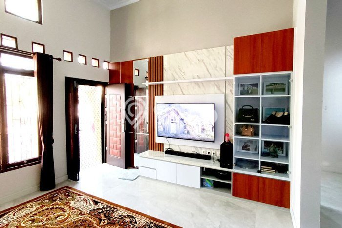 Rumah Minimalis 3 KT LT 180m2 di Gentan Rumah Minimalis 3 KT LT 180m2 di Gentan