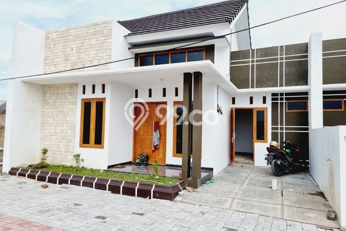 KESEMPATAN EMAS! Rumah Berkualitas di Colomadu, Karanganyar, Luas 70m2m² LB 53m2m² KESEMPATAN EMAS! Rumah Berkualitas di Colomadu, Karanganyar, Luas 70m2m² LB 53m2m²