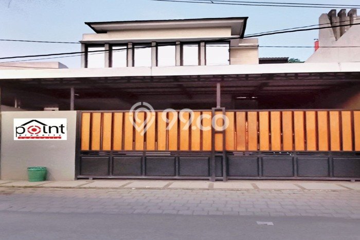 Rumah LT 125m² / LB 185m² Area Premium di Colomadu, Karanganyar Rumah LT 125m² / LB 185m² Area Premium di Colomadu, Karanganyar