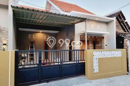 Rumah Lingkungan Asri di Colomadu, Karanganyar, Luas 83m² Bangunan 70m² Rumah Lingkungan Asri di Colomadu, Karanganyar, Luas 83m² Bangunan 70m²
