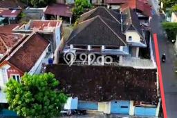 Siap Huni Hunian Elit 6 Kamar di Laweyan Dekat ke Mana Pun Siap Huni Hunian Elit 6 Kamar di Laweyan Dekat ke Mana Pun