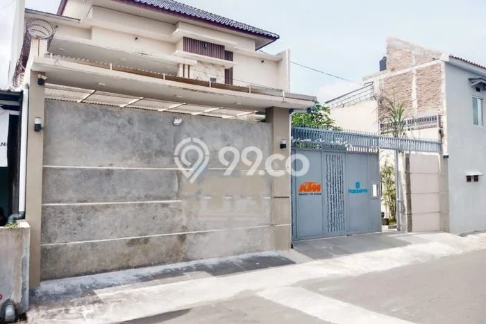 Dijual Rumah Elit Exclusive di Banjarsari, Surakarta Dijual Rumah Elit Exclusive di Banjarsari, Surakarta
