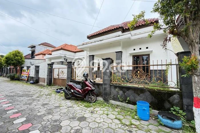 Rumah Minimalis 2 KT di Gentan Sukoharjo Unfurnished Rumah Minimalis 2 KT di Gentan Sukoharjo Unfurnished