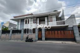 Rumah Eksklusif Siap Huni LT 360m2 di Colomadu, Karanganyar Rumah Eksklusif Siap Huni LT 360m2 di Colomadu, Karanganyar