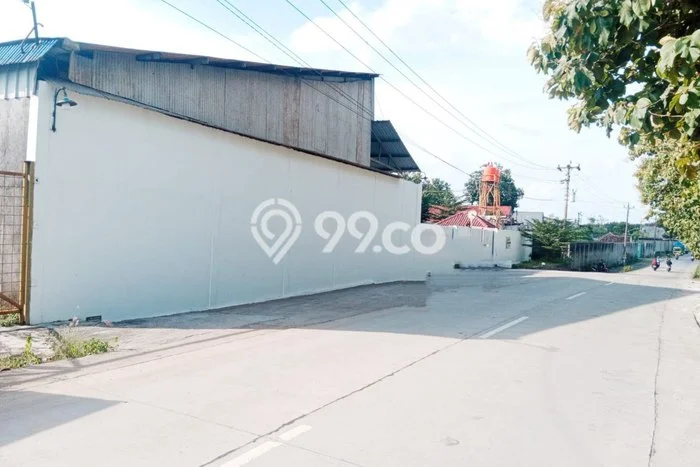 Area Ramai! Gudang Dijual di Gondangrejo untuk Bisnis Luas Bangunan 12494m2 Area Ramai! Gudang Dijual di Gondangrejo untuk Bisnis Luas Bangunan 12494m2