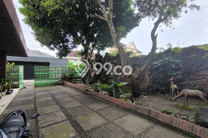 For Sale Rumah Mewah Exclusive di Serengan, Surakarta For Sale Rumah Mewah Exclusive di Serengan, Surakarta