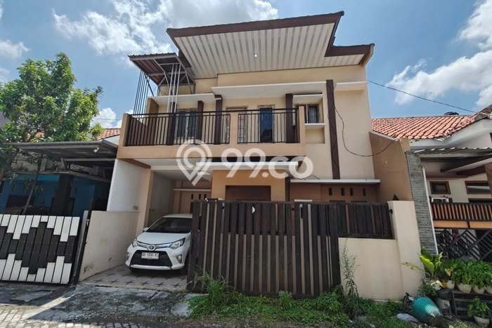 DIJUAL CEPAT! Rumah Nyaman area Banjarsari, Surakarta, LT 88m² LB 145m² BISA KPR! DIJUAL CEPAT! Rumah Nyaman area Banjarsari, Surakarta, LT 88m² LB 145m² BISA KPR!