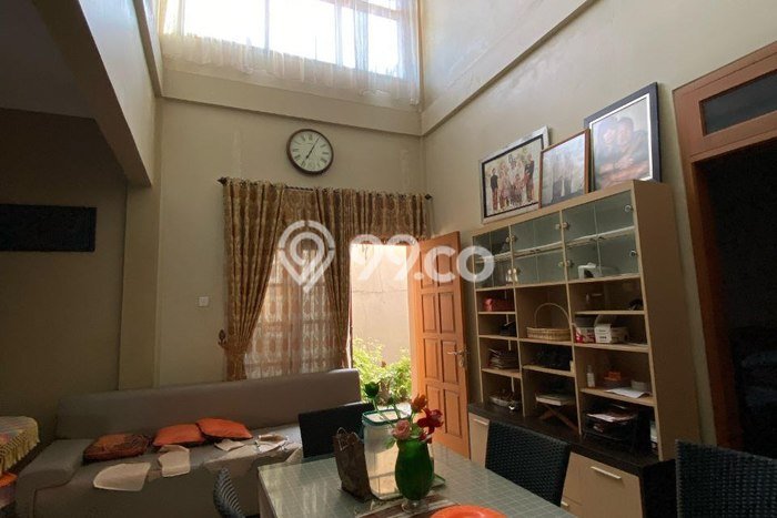 Siap Huni Hunian Elit 5 Kamar di Colomadu Dekat ke Mana Pun Siap Huni Hunian Elit 5 Kamar di Colomadu Dekat ke Mana Pun
