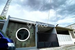 Rumah Luas Asri 2 KT Siap Huni di Mojosongo Surakarta Rumah Luas Asri 2 KT Siap Huni di Mojosongo Surakarta