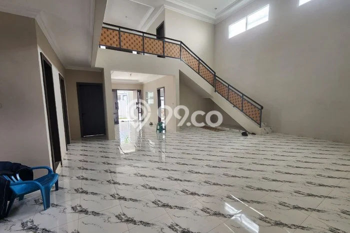 Siap Huni Hunian Elit 7 Kamar di Banjarsari Dekat ke Mana Saja Siap Huni Hunian Elit 7 Kamar di Banjarsari Dekat ke Mana Saja