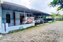 Dijual Rumah Strategis Bagus Punya 3 KT di Colomadu Karanganyar SHM Dijual Rumah Strategis Bagus Punya 3 KT di Colomadu Karanganyar SHM
