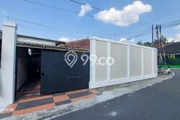 FEATURED! Rumah Nyaman area Kartosuro, Luas 200m² LB 180m² FEATURED! Rumah Nyaman area Kartosuro, Luas 200m² LB 180m²