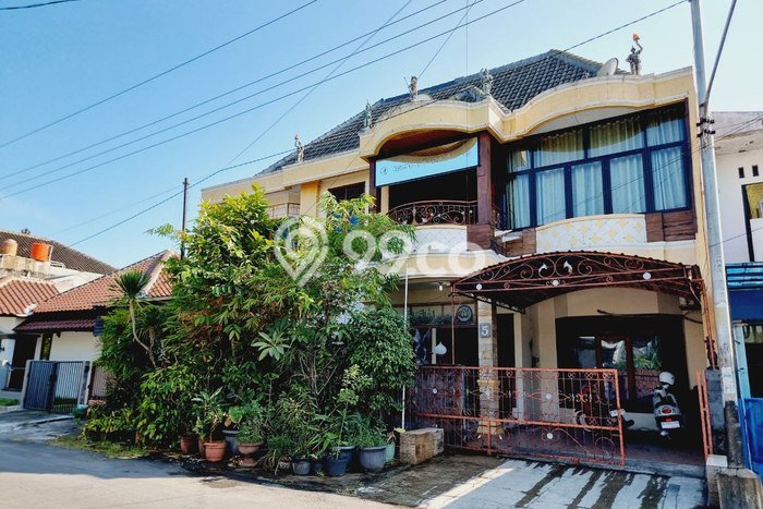 Rumah Eksklusif Dijual LT 206m2 di Banjarsari, Surakarta Rumah Eksklusif Dijual LT 206m2 di Banjarsari, Surakarta