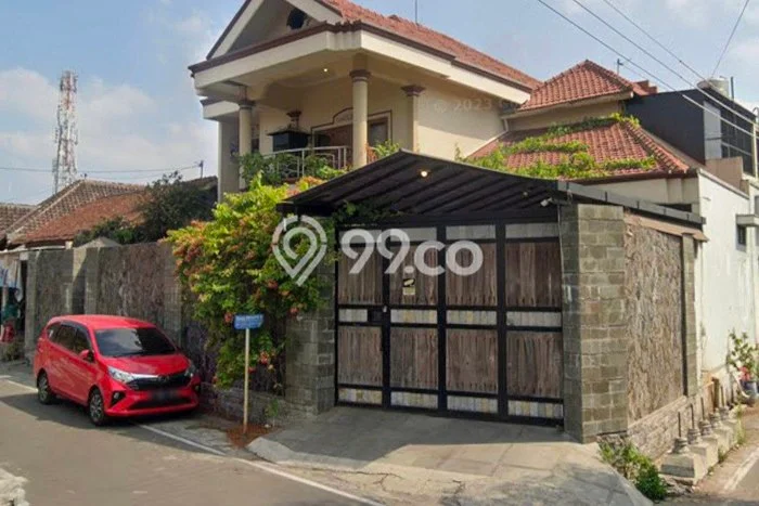Siap Huni Hunian Elit 6 Kamar di Grogol Dekat ke Mana Saja Siap Huni Hunian Elit 6 Kamar di Grogol Dekat ke Mana Saja