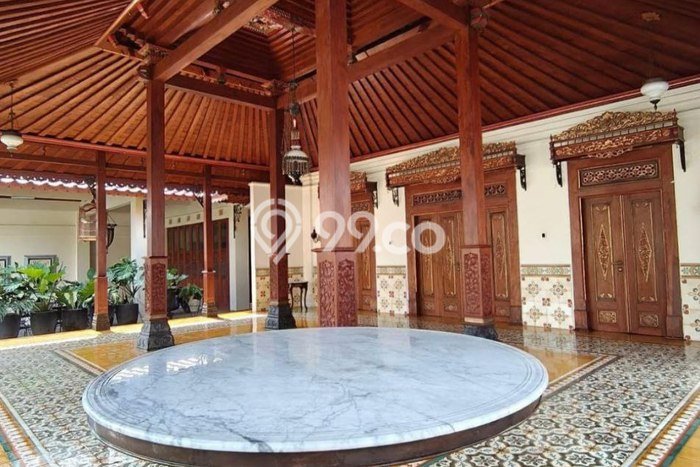 For Sale Rumah Mewah Exclusive di Colomadu, Karanganyar For Sale Rumah Mewah Exclusive di Colomadu, Karanganyar