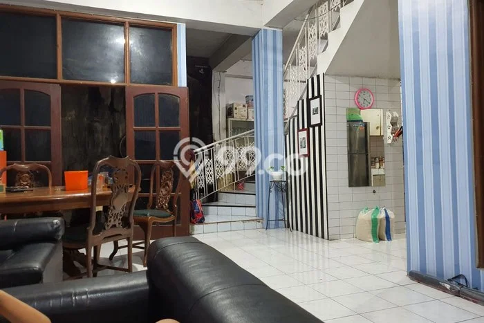 Siap Huni Hunian Elit 4 Kamar di Laweyan Dekat ke Mana Pun Siap Huni Hunian Elit 4 Kamar di Laweyan Dekat ke Mana Pun