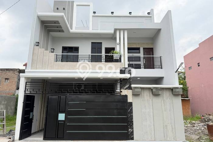 Siap Huni Hunian Elit 4 Kamar di Banjarsari Dekat ke Mana Saja Siap Huni Hunian Elit 4 Kamar di Banjarsari Dekat ke Mana Saja