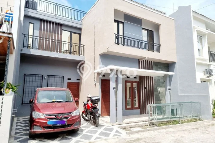 Dijual Terbatas Rumah LT 98m2m² di Kawasan Perumahan Colomadu, Karanganyar Dijual Terbatas Rumah LT 98m2m² di Kawasan Perumahan Colomadu, Karanganyar