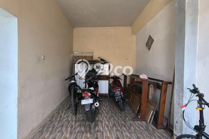 Kost Dijual Lokasi Colomadu, Karanganyar, Spesifikasi 6 Kamar Tidur dan Luas 80m2 Kost Dijual Lokasi Colomadu, Karanganyar, Spesifikasi 6 Kamar Tidur dan Luas 80m2