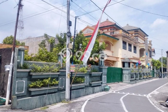 Hot Offer Hunian Premium Ideal dan Luas di Jaten, Karanganyar Hot Offer Hunian Premium Ideal dan Luas di Jaten, Karanganyar