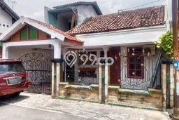 For Sale Rumah 3 Kamar Lokasi Strategis Nyaman dan Strategis di Laweyan For Sale Rumah 3 Kamar Lokasi Strategis Nyaman dan Strategis di Laweyan