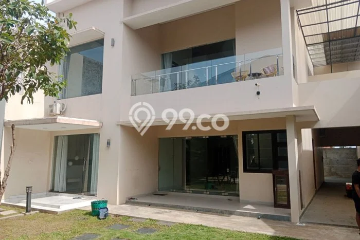 Dijual Rumah Elit Exclusive di Banjarsari, Surakarta Dijual Rumah Elit Exclusive di Banjarsari, Surakarta